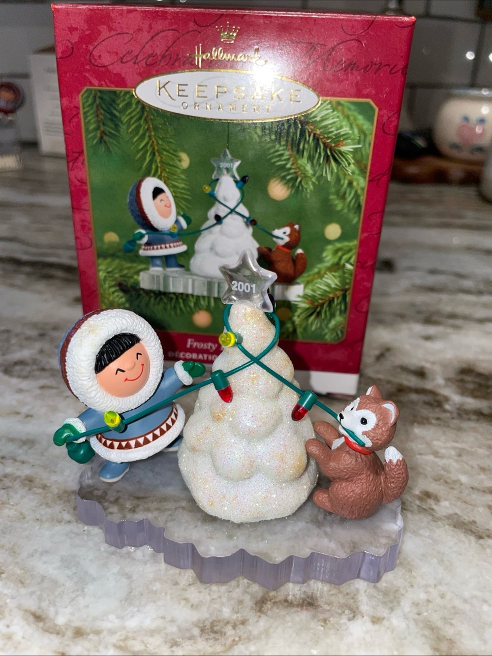 HALLMARK 2001 FROSTY FRIENDS CHRISTMAS TREE KEEPSAKE ORNAMENT #22 - Original Box
